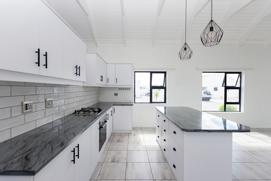 3 Bedroom Property for Sale in Atlantic Shores Beachfront Estate Western Cape